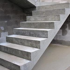 Бетонные лестницы под ключ в Киеве и области