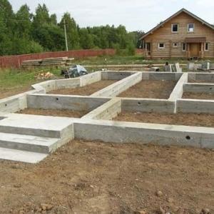 Ленточный фундамент в Броварах, Борисполе и Киевской области